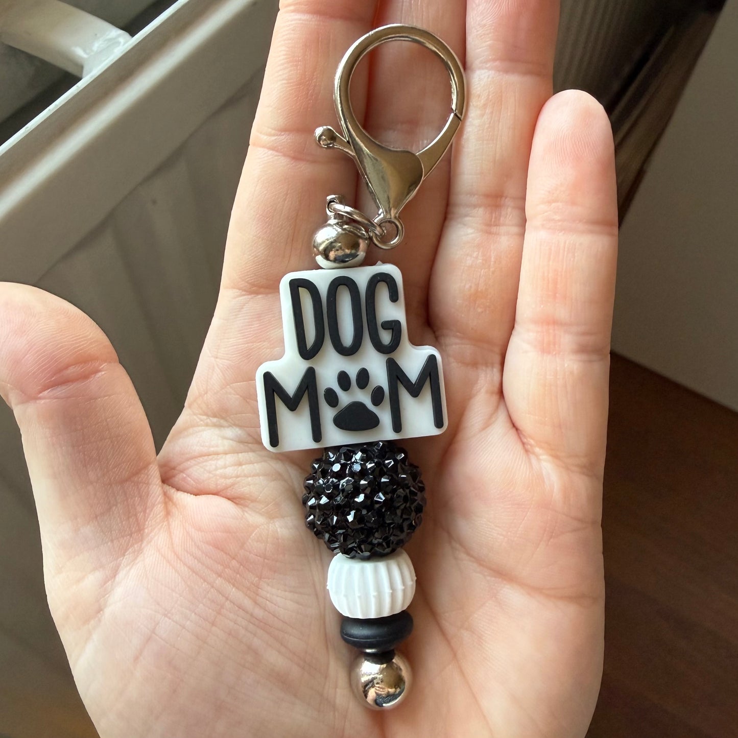 Dog mom (zwart/wit/glitter)