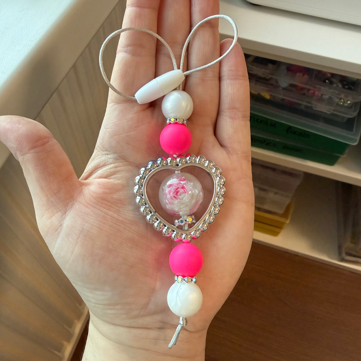 Hanger roze roos