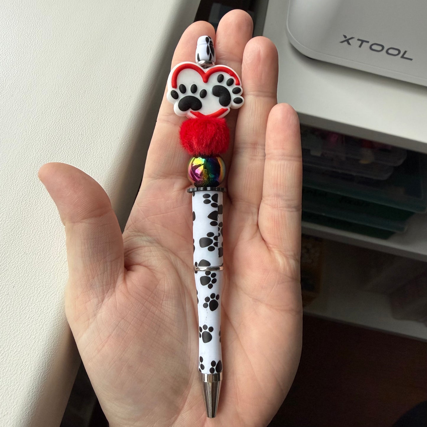 Honden poot rood pen
