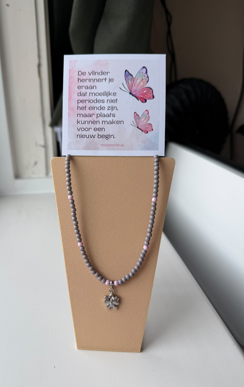 Troost vlinder ketting beads - zilver